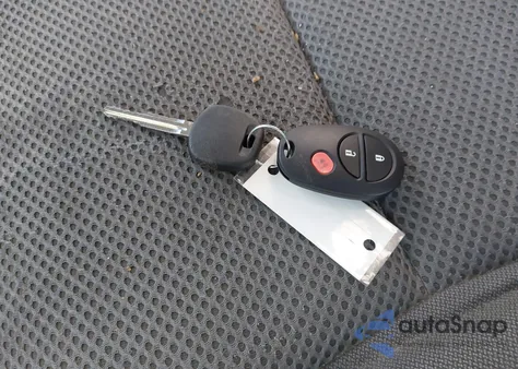 2005 Toyota Tacoma Base V6 z USA, uszkodzony, nr VIN 5TELU42N75Z114800